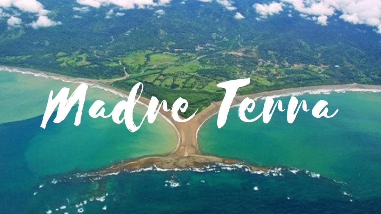 לינה וארוחת בוקר אוביטה Madre Terra מראה חיצוני תמונה